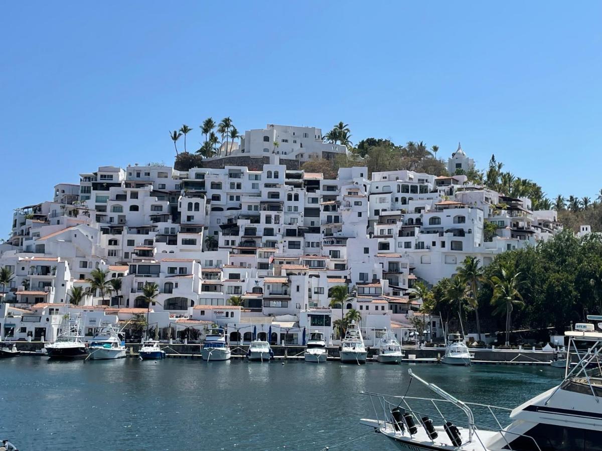 Condominio Puerto Las Hadas Мансанильо Экстерьер фото